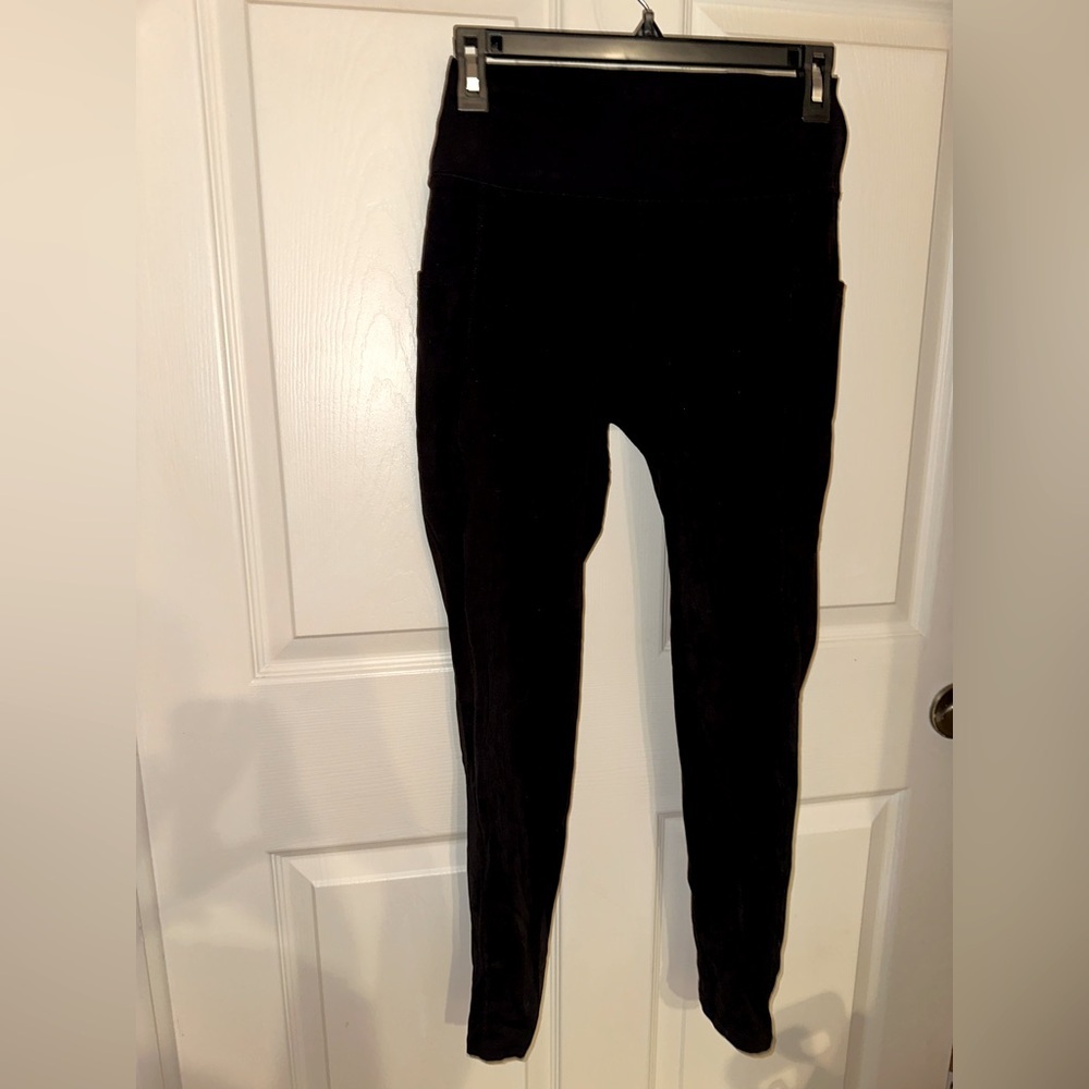 BuffBunny women’s Black Medium side pocket Leggings Gym athleisure activewear
